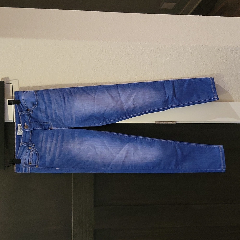Revery Juniors mid-rise skinny jeans, size 14